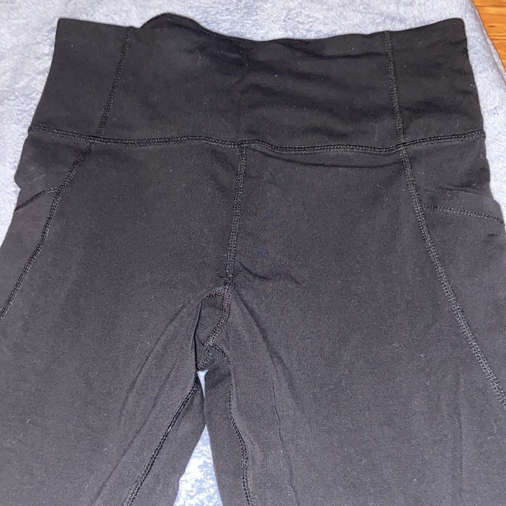 Black leggings